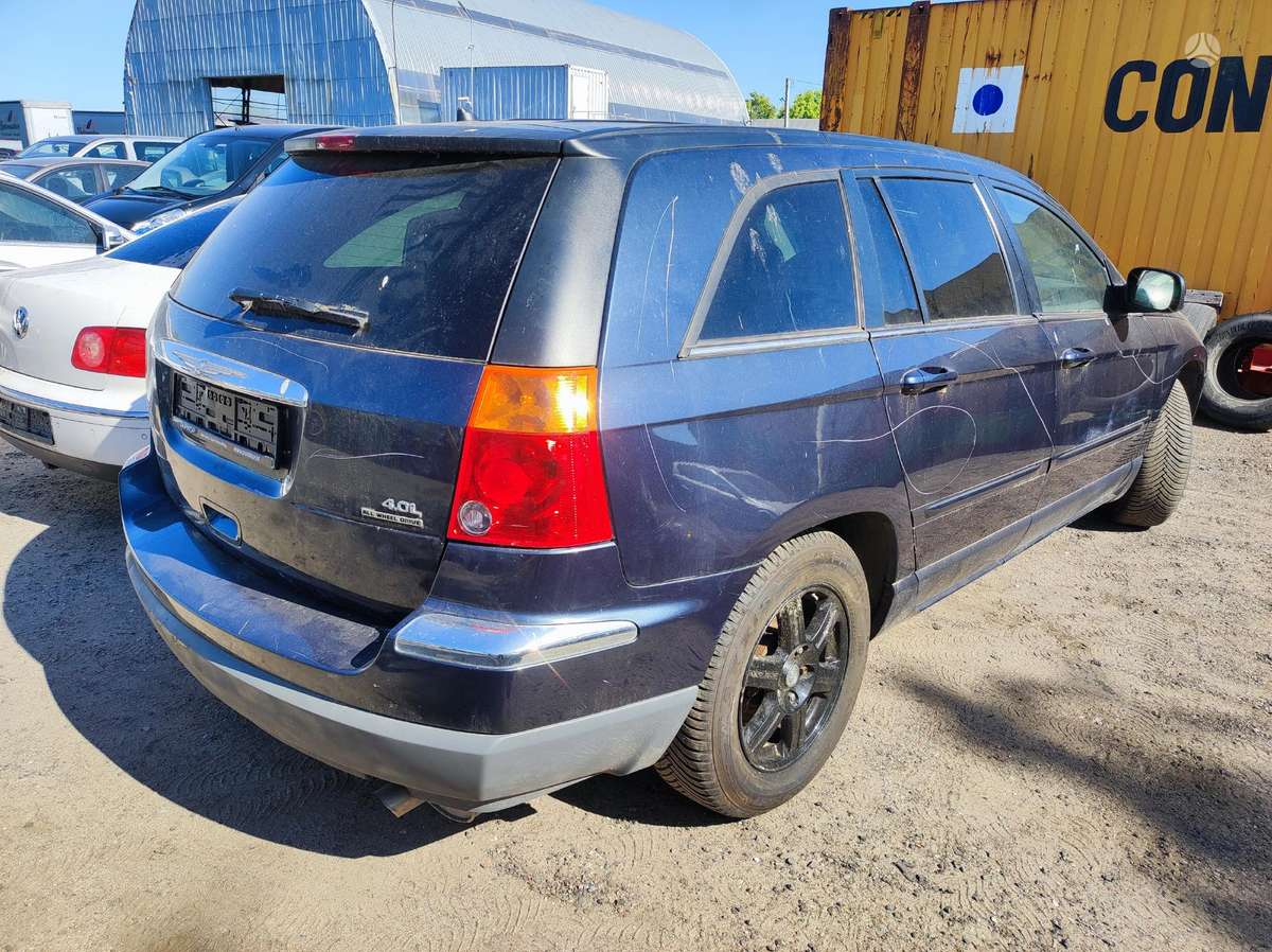 Chrysler Pacifica dalimis. Dirbame nuo 9h iki 18h