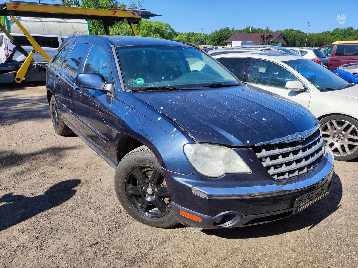 Chrysler Pacifica dalimis. Dirbame nuo 9h iki 18h