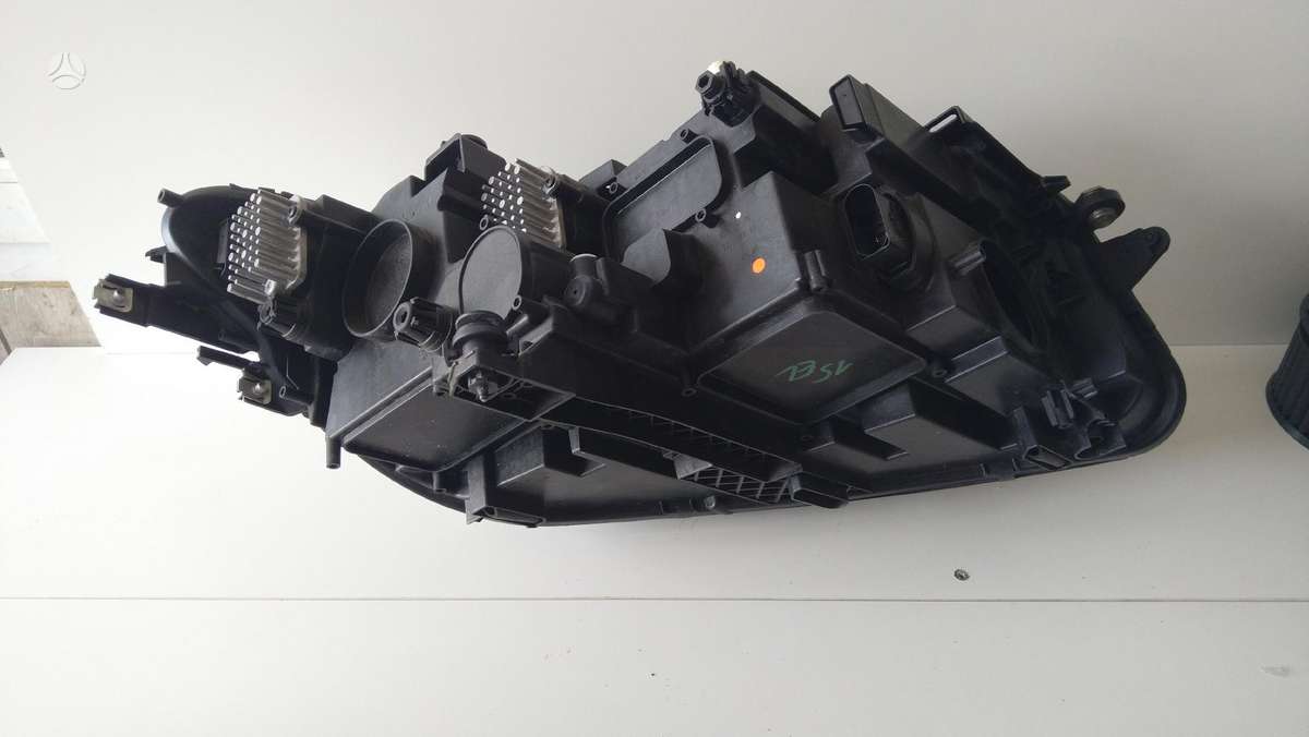 Volkswagen Tiguan lights
