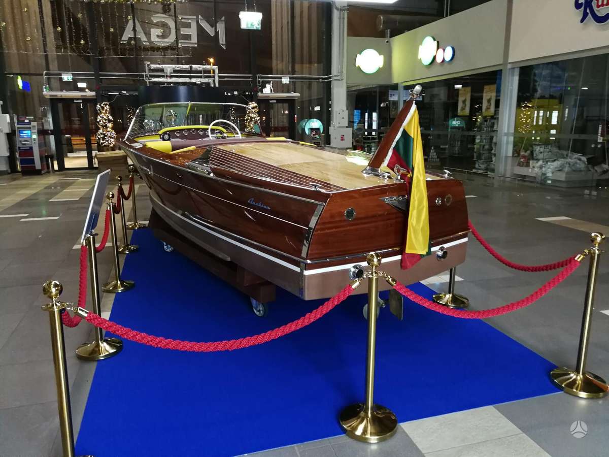Century Arabian, яхты / катера