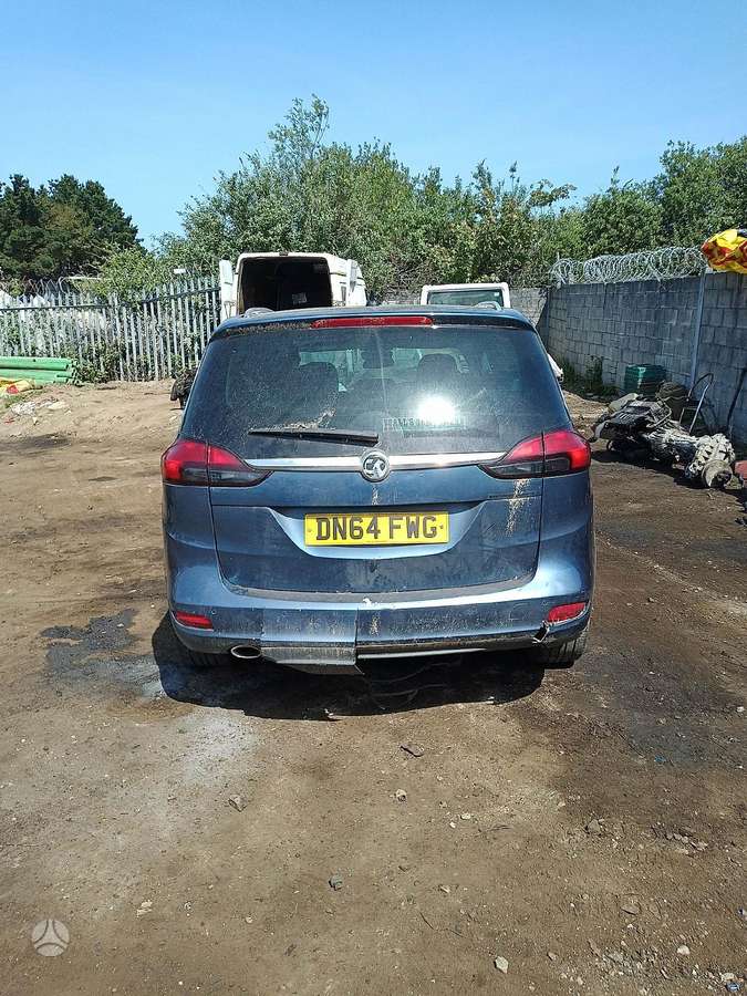 Opel Zafira по частям
