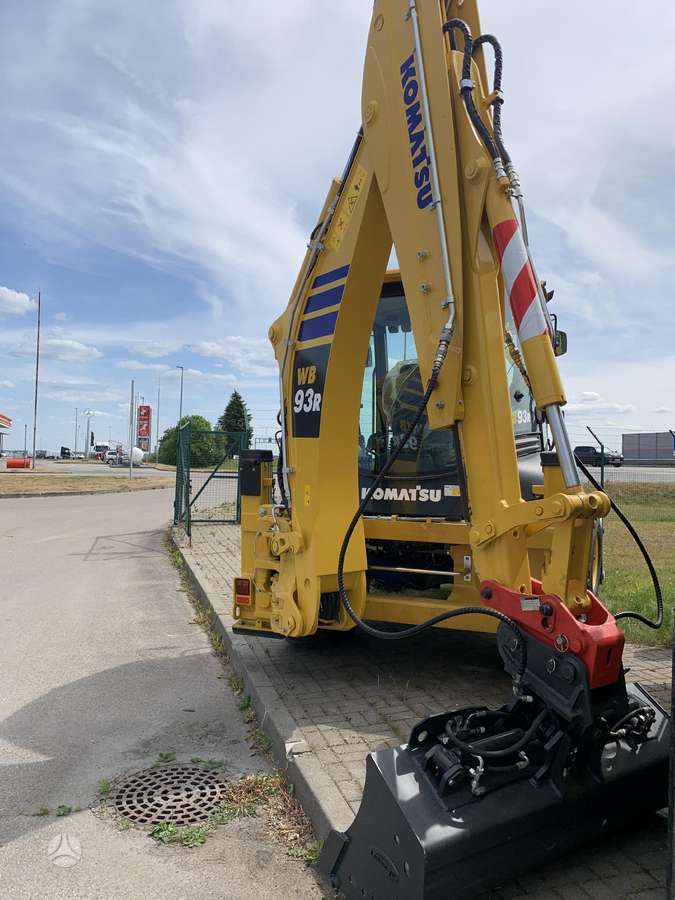 Komatsu WB93R-8EO, excavator loader