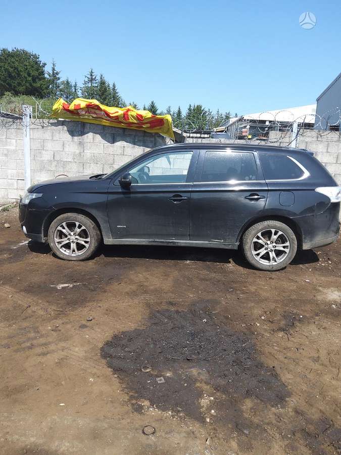 Mitsubishi Outlander rezerves daļās