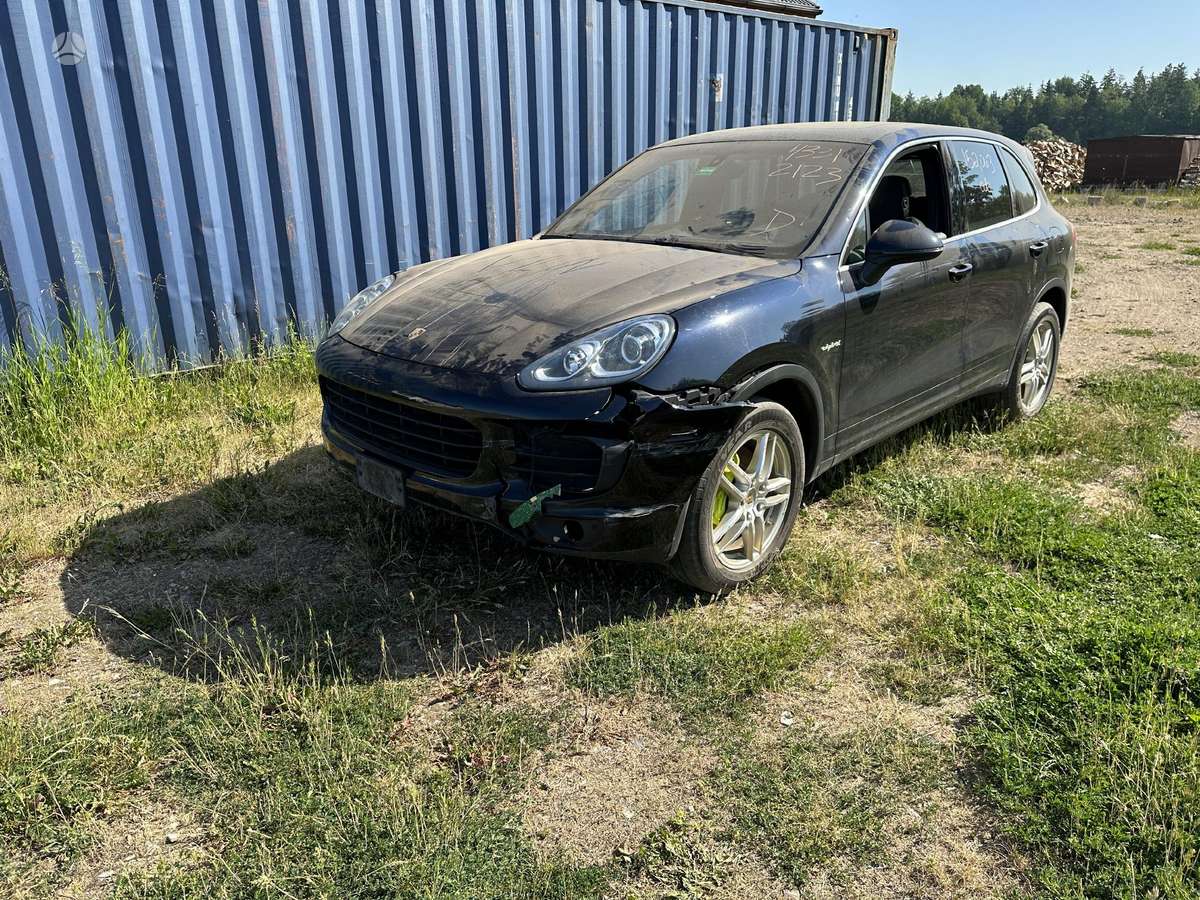 Porsche Cayenne rezerves daļās