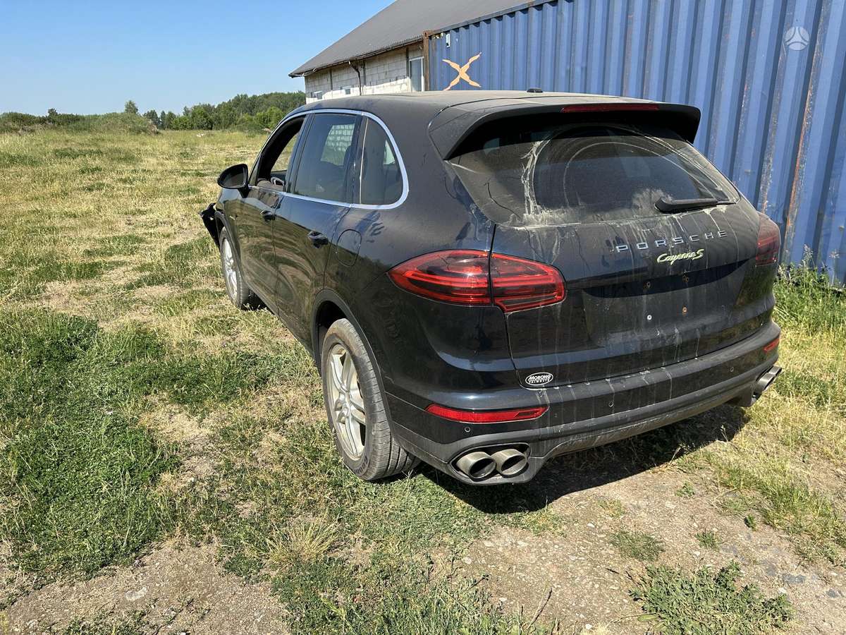 Porsche Cayenne по частям