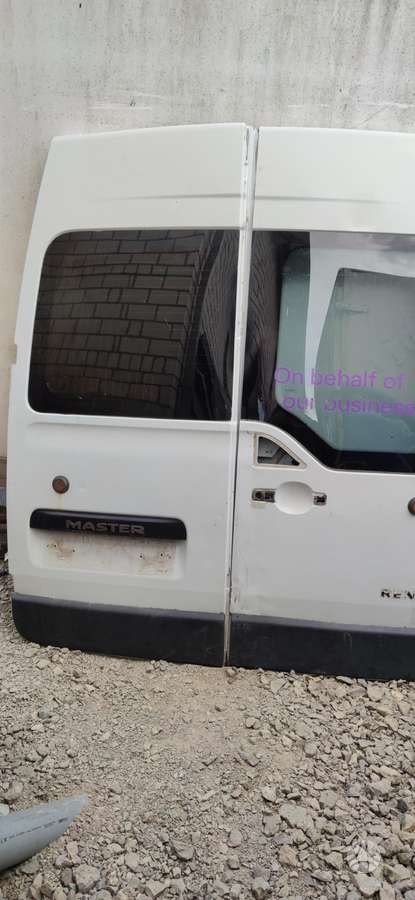 Renault Master, buses