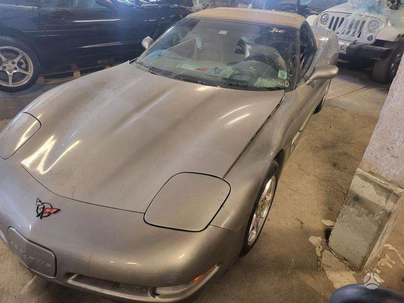 Chevrolet Corvette Engine 5 7 liters v8 ls1 automat 4l60 e rearaxel diff