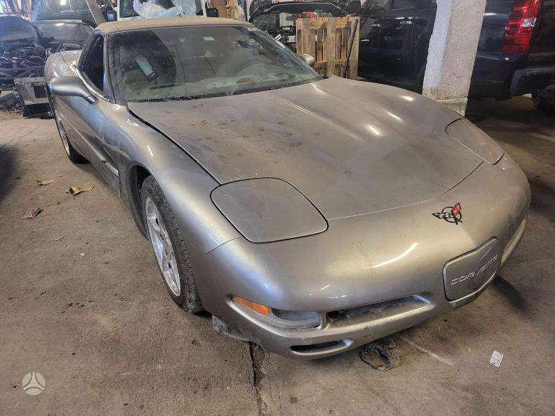 Chevrolet Corvette Engine 5 7 liters v8 ls1 automat 4l60 e rearaxel diff