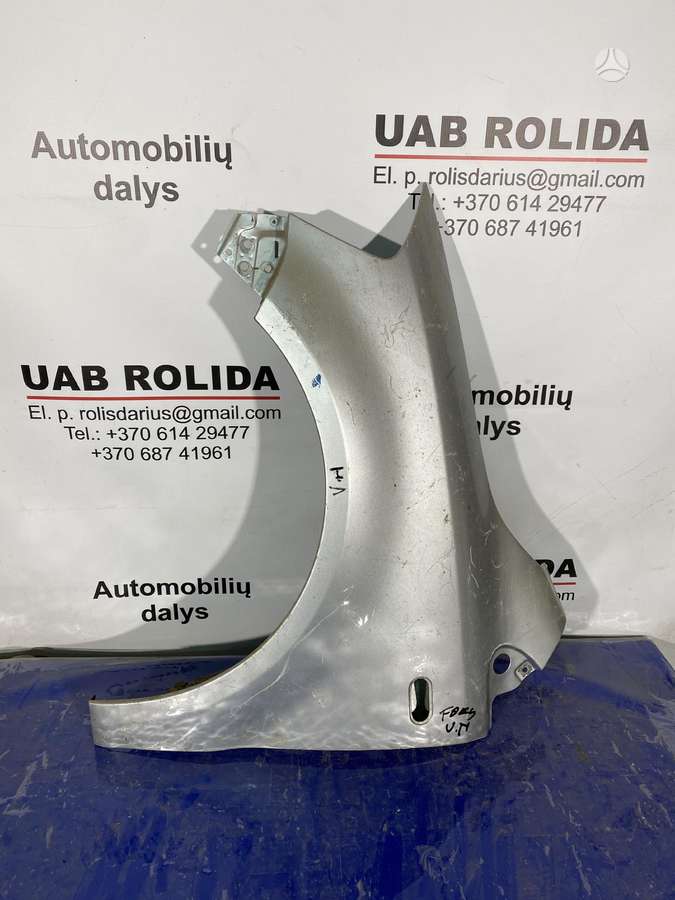 Volkswagen Fox kėbulo dalys