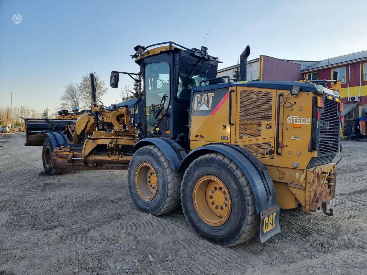 Caterpillar 160M, грейдеры