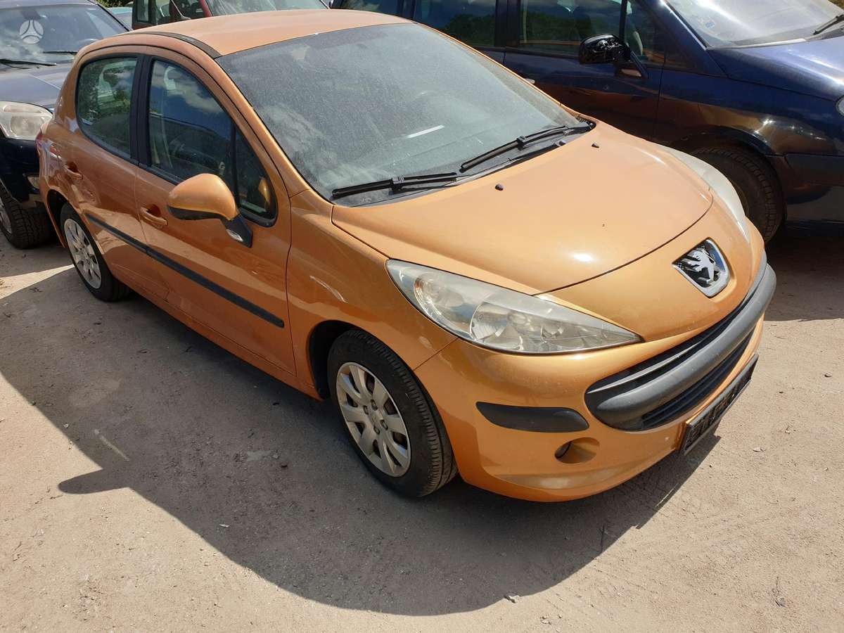 Peugeot 207 for parts