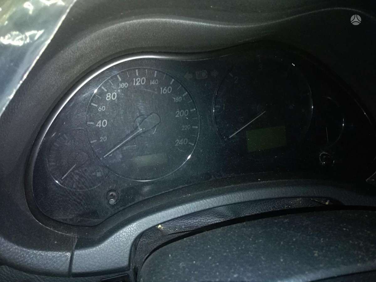 Toyota Avensis 1az fse