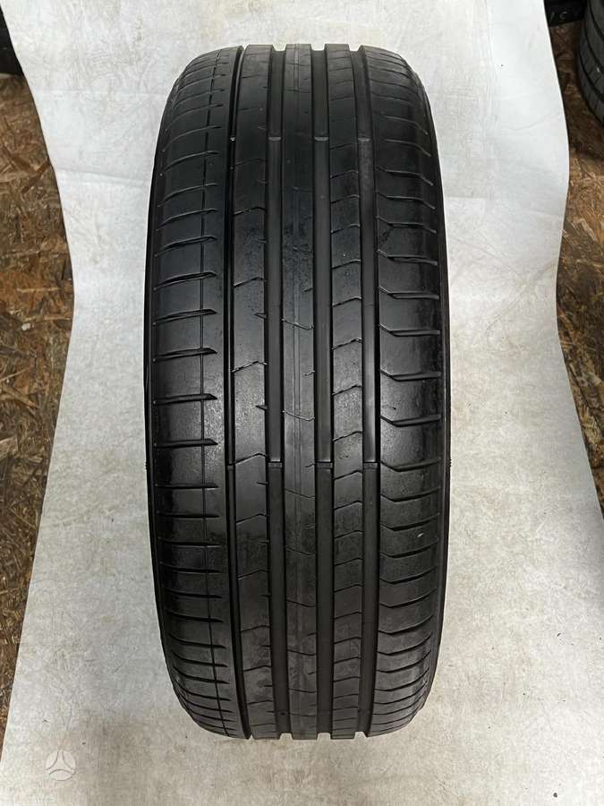 Pirelli P ZERO PZ4 | 4 VNT., летние 245/40 R21