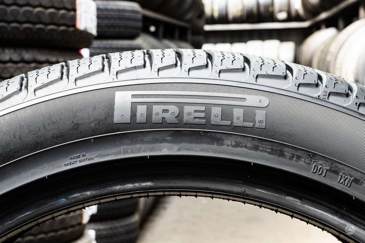 Pirelli Scorpion Zero, universalios 285/45 R22