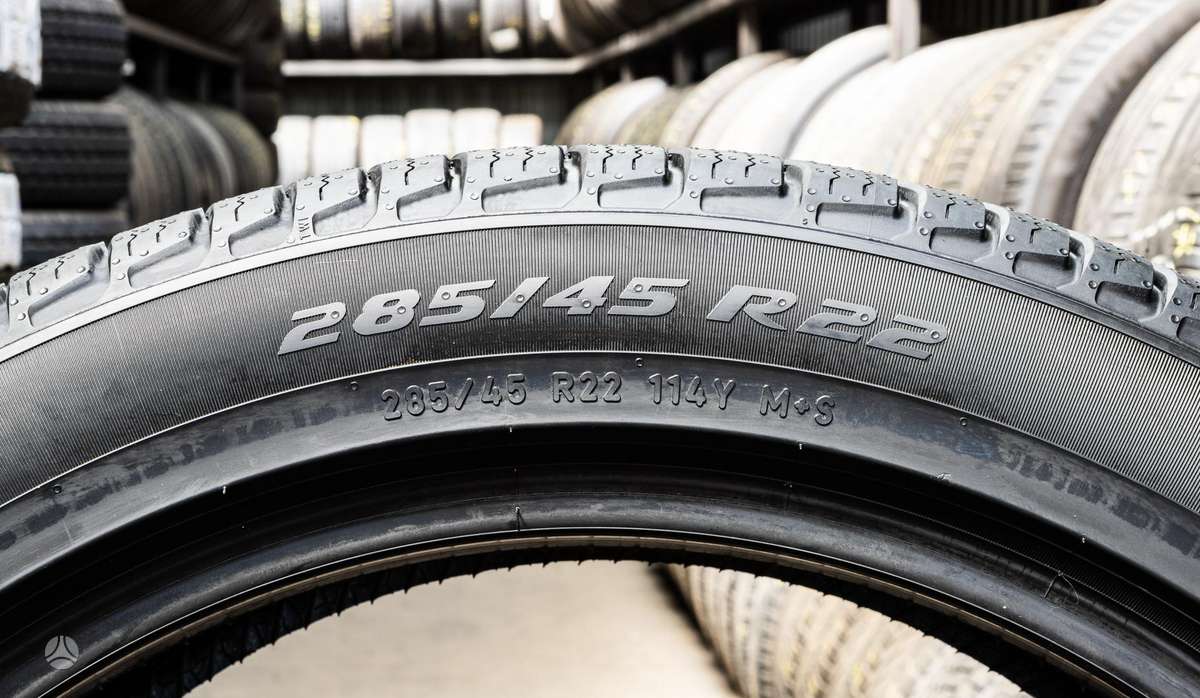 Pirelli Scorpion Zero, universalios 285/45 R22