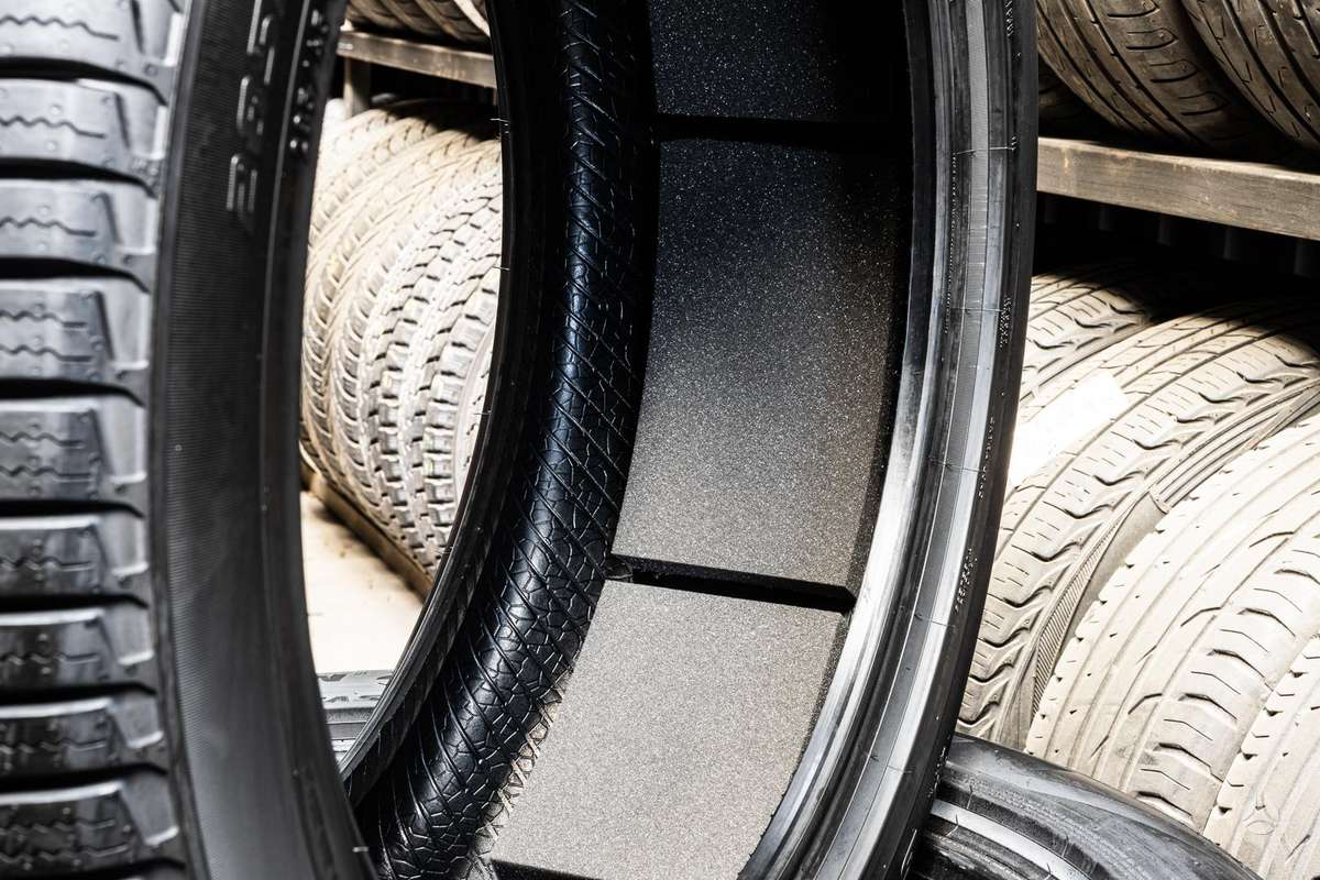 Pirelli Scorpion Zero, all-season 285/45 R22