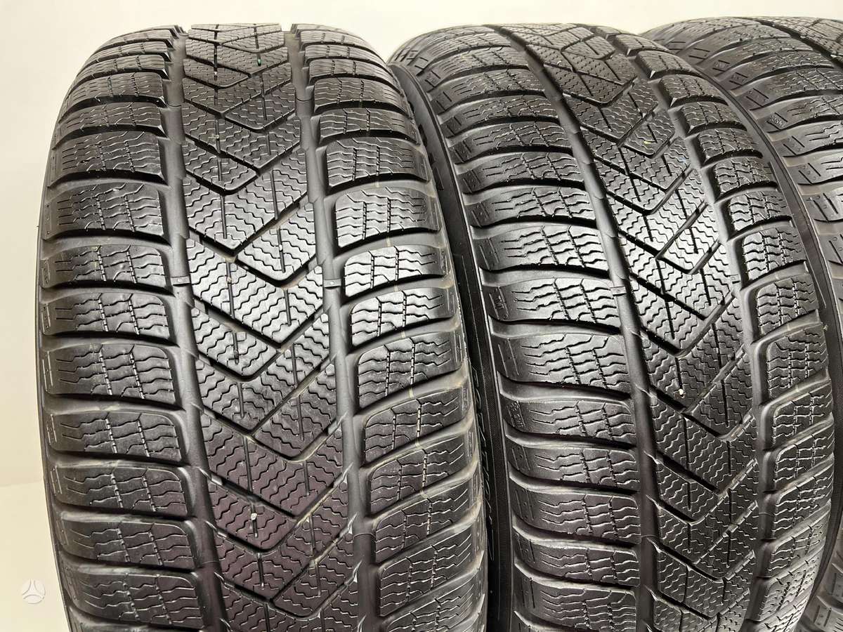 Pirelli Sotto Zero 3 RFT, winter 225/50 R17