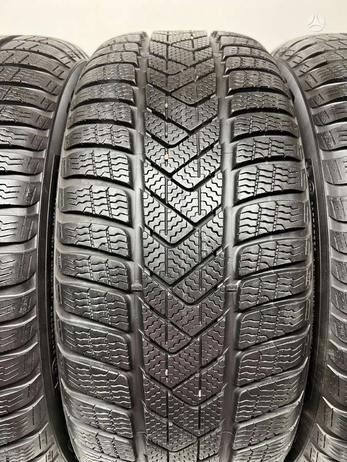Pirelli Sotto Zero 3 RFT, winter 225/50 R17