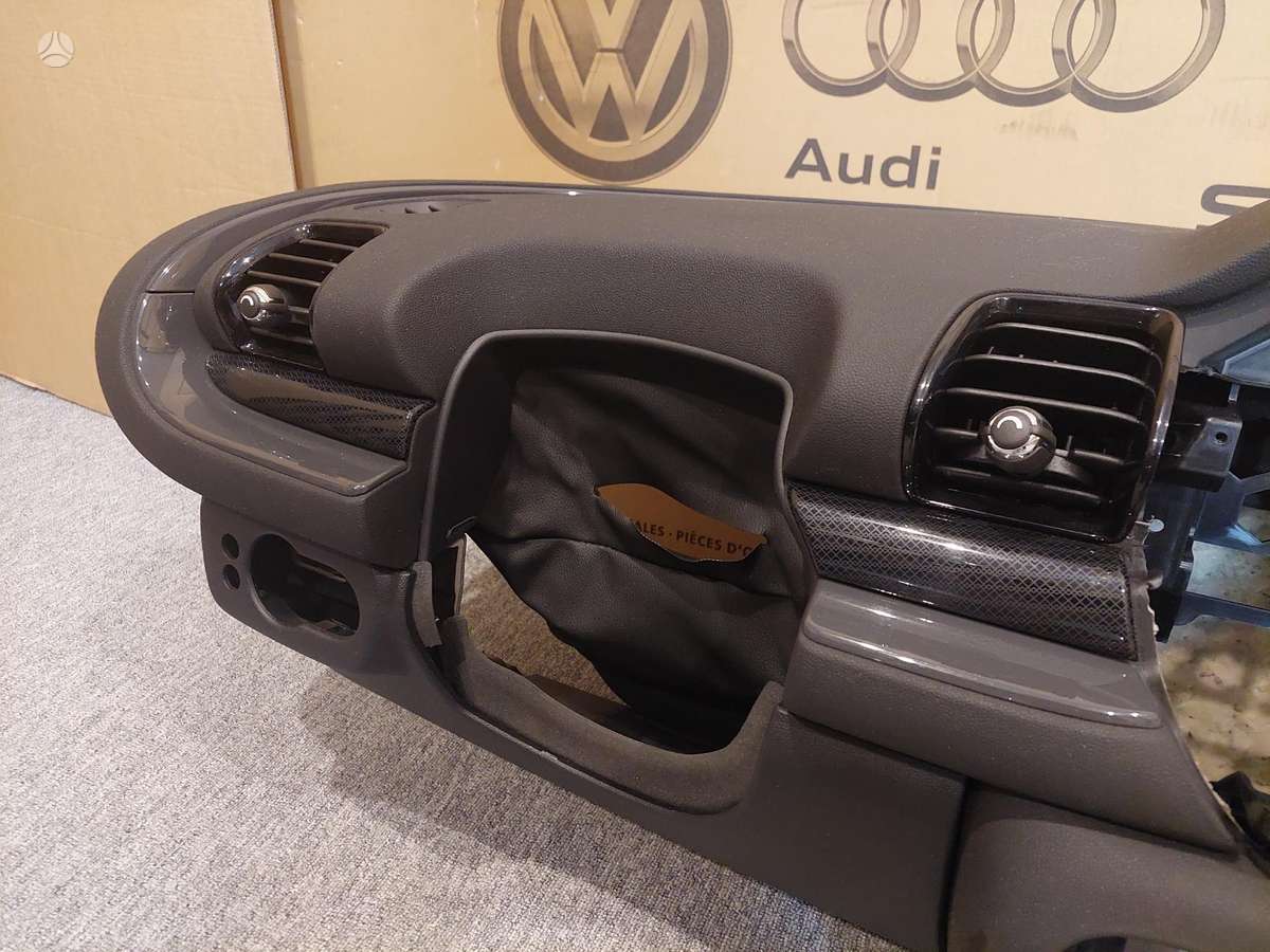 Mini Clubman body parts