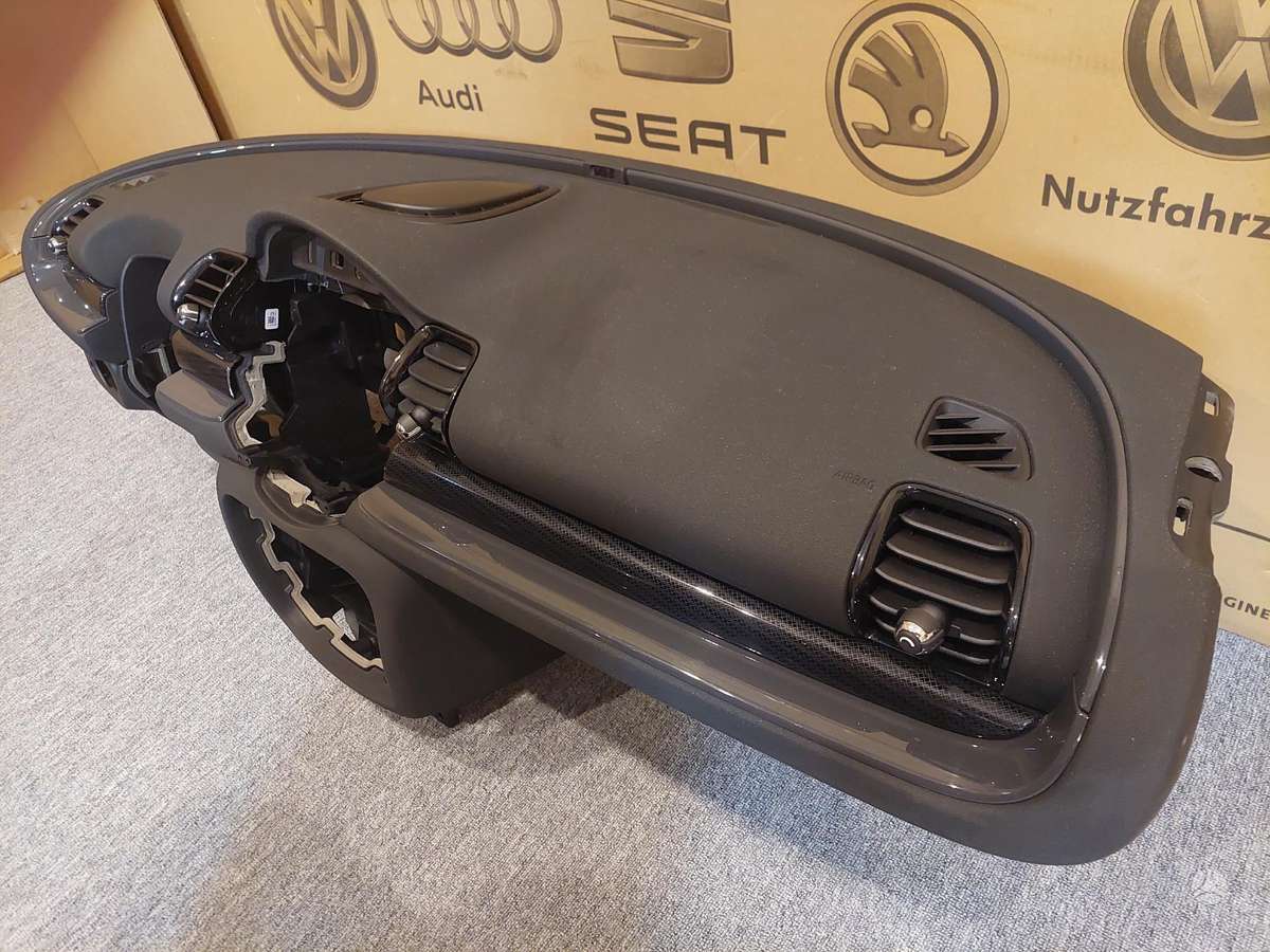 Mini Clubman body parts
