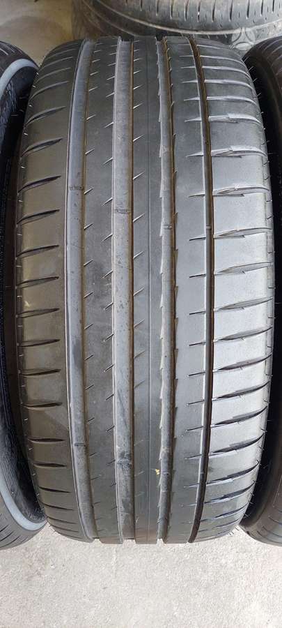 Michelin, vasaras 245/45 R19