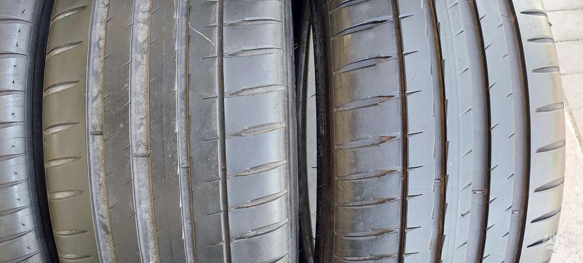 Michelin, vasarinės 245/45 R19