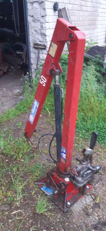 Mercedes-Benz 052, cranes / grapples