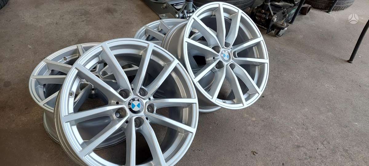 BMW, lengvojo lydinio, R17