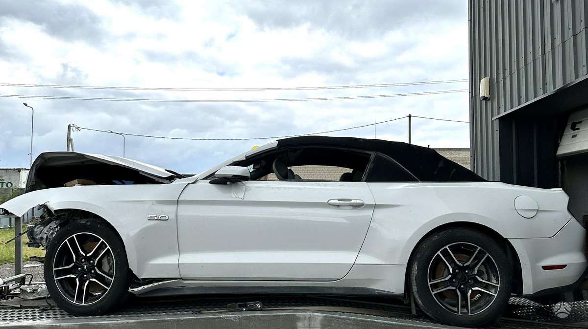 Ford Mustang по частям