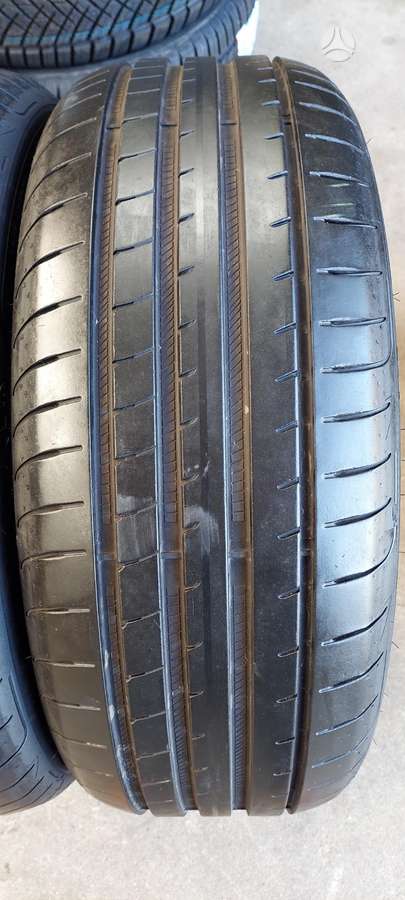 Goodyear, vasaras 225/45 R19