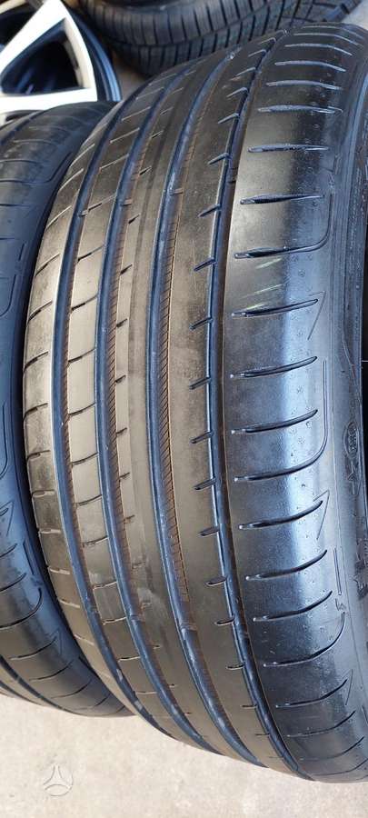 Goodyear, summer 225/45 R19