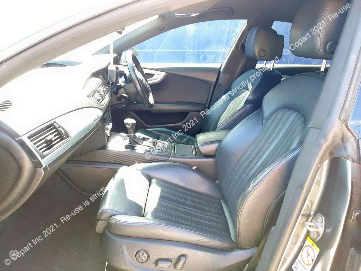 Audi A7 Auto ardomas platesnė info telefonu