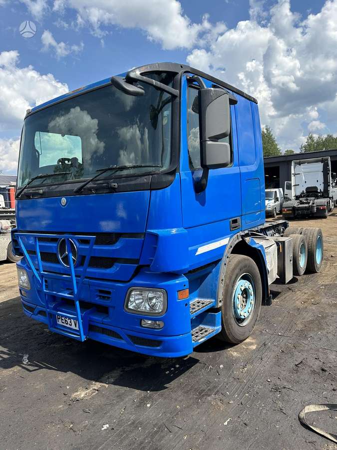 Mercedes-Benz Actros 2241, single sleeper