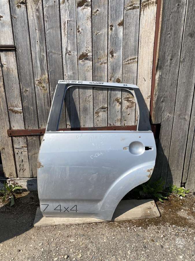 Mitsubishi Outlander body parts
