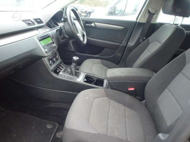 Volkswagen Passat for parts