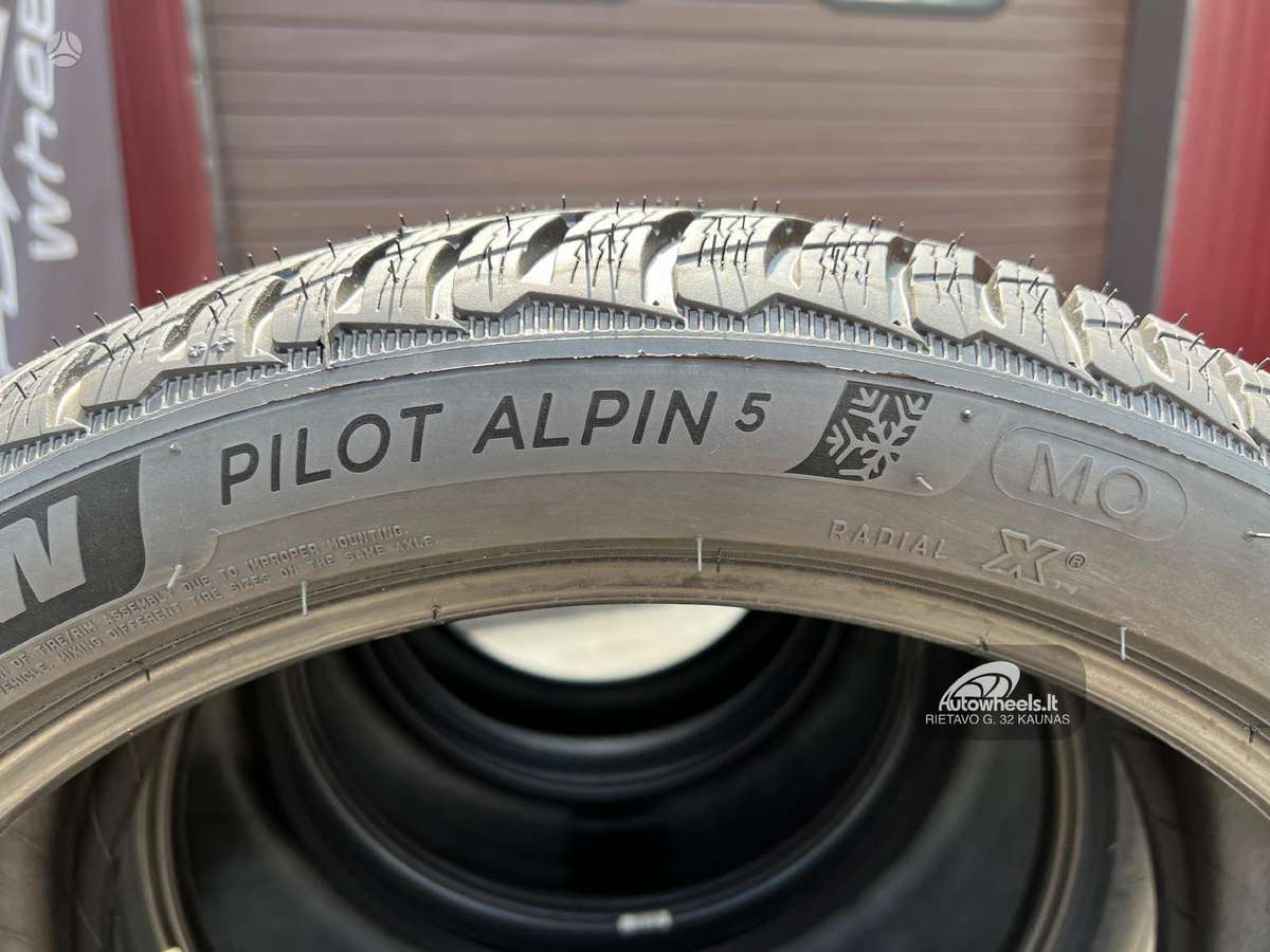 Michelin Pilot Alpin 5, winter 245/40 R19