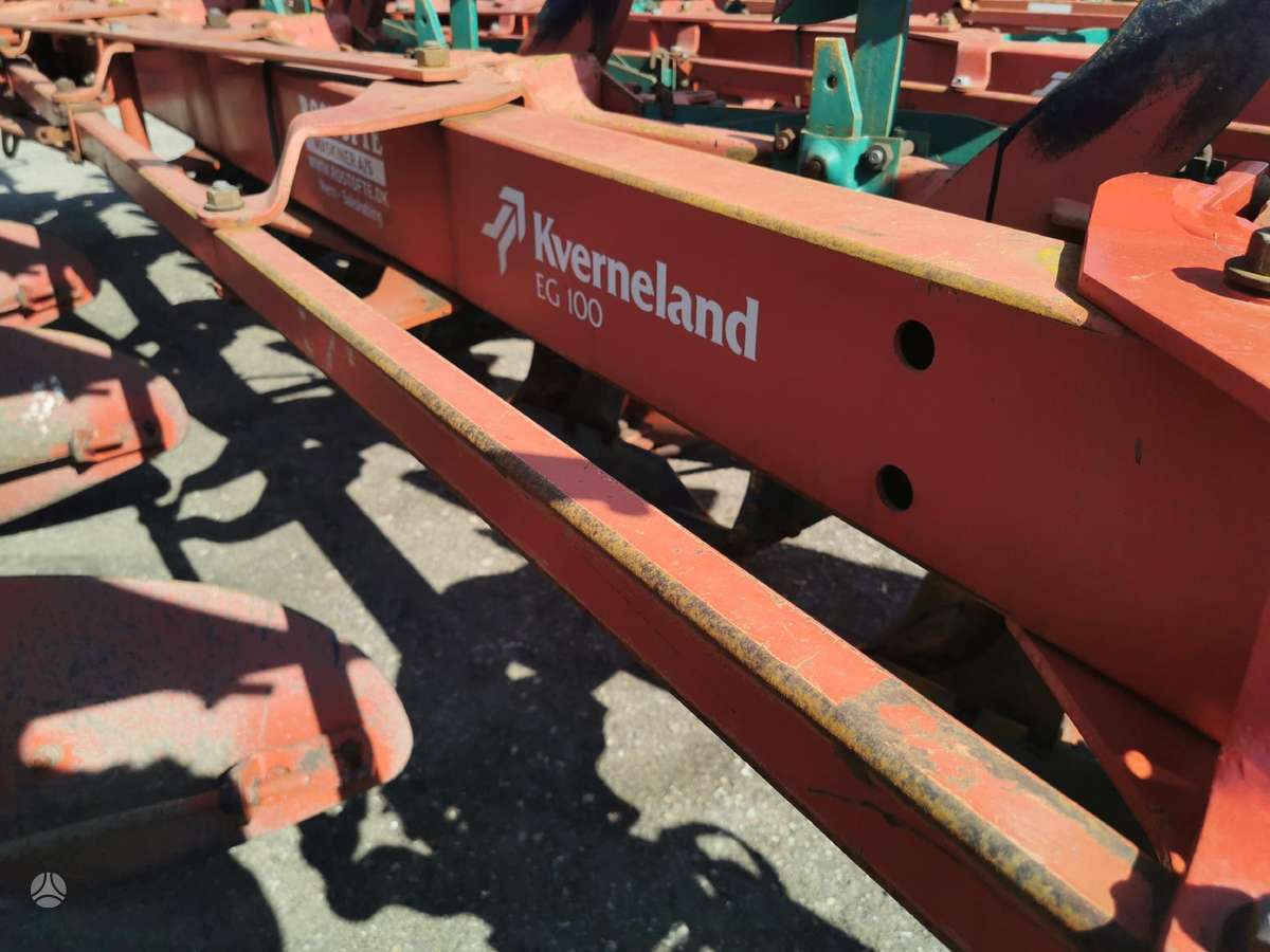 Kverneland EG 100, ploughs
