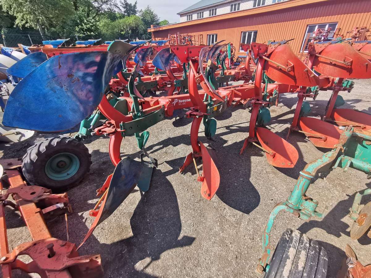 Kverneland EG 100, ploughs