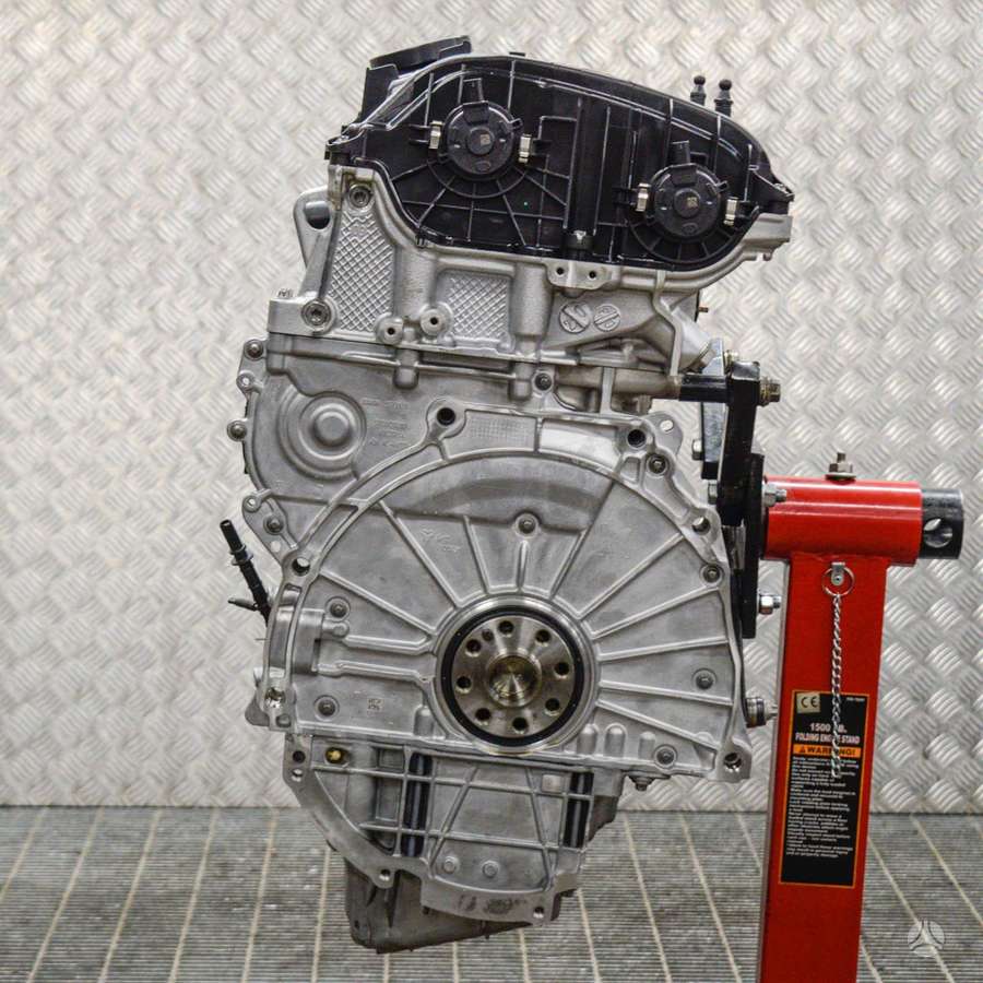 BMW M140 engine