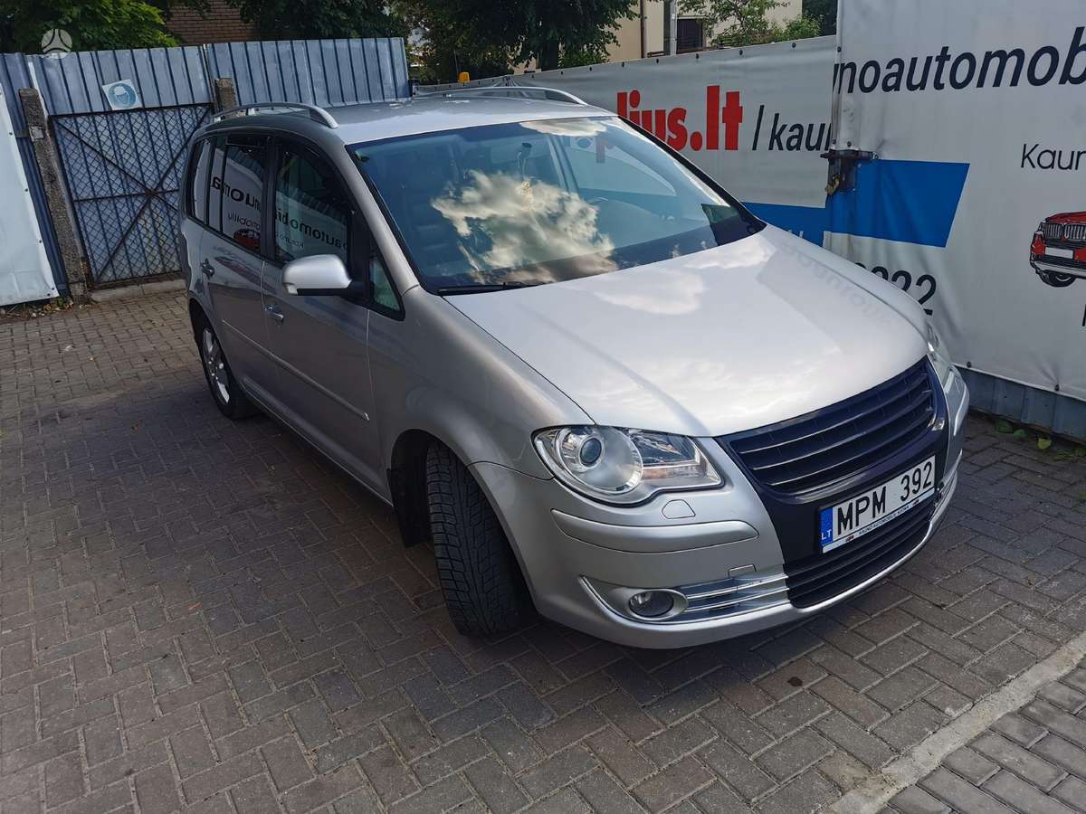 Volkswagen Touran, 1.9 l., Минивэн