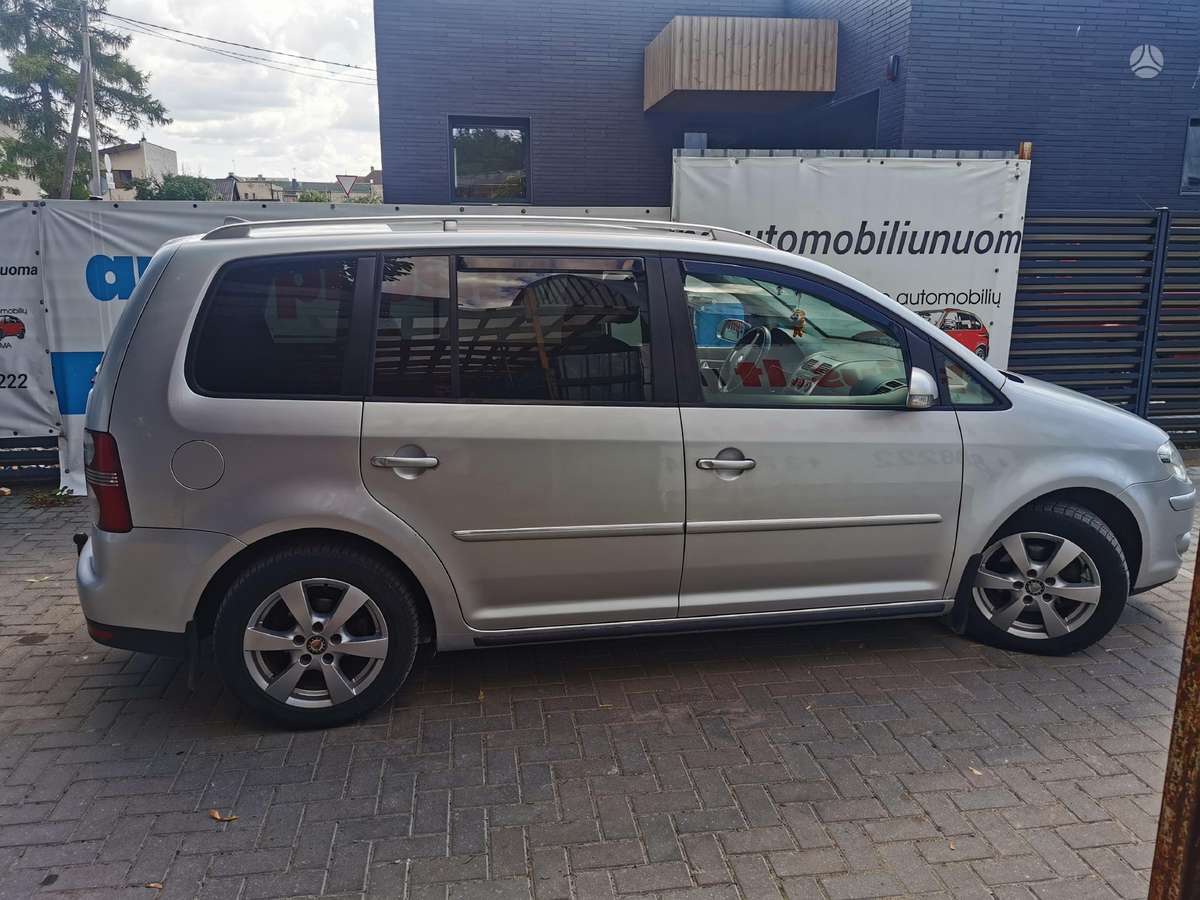 Volkswagen Touran, 1.9 l., Минивэн