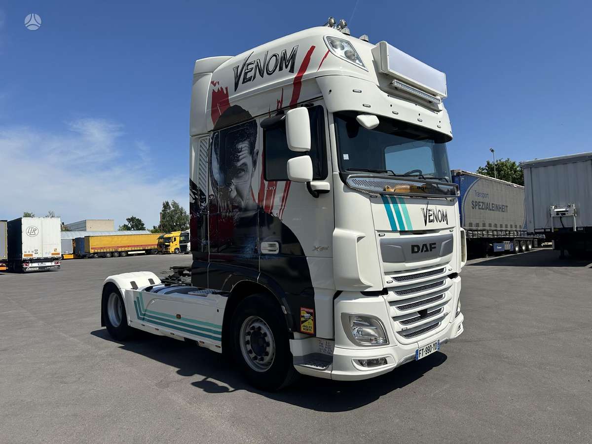 DAF XF530, double sleeper