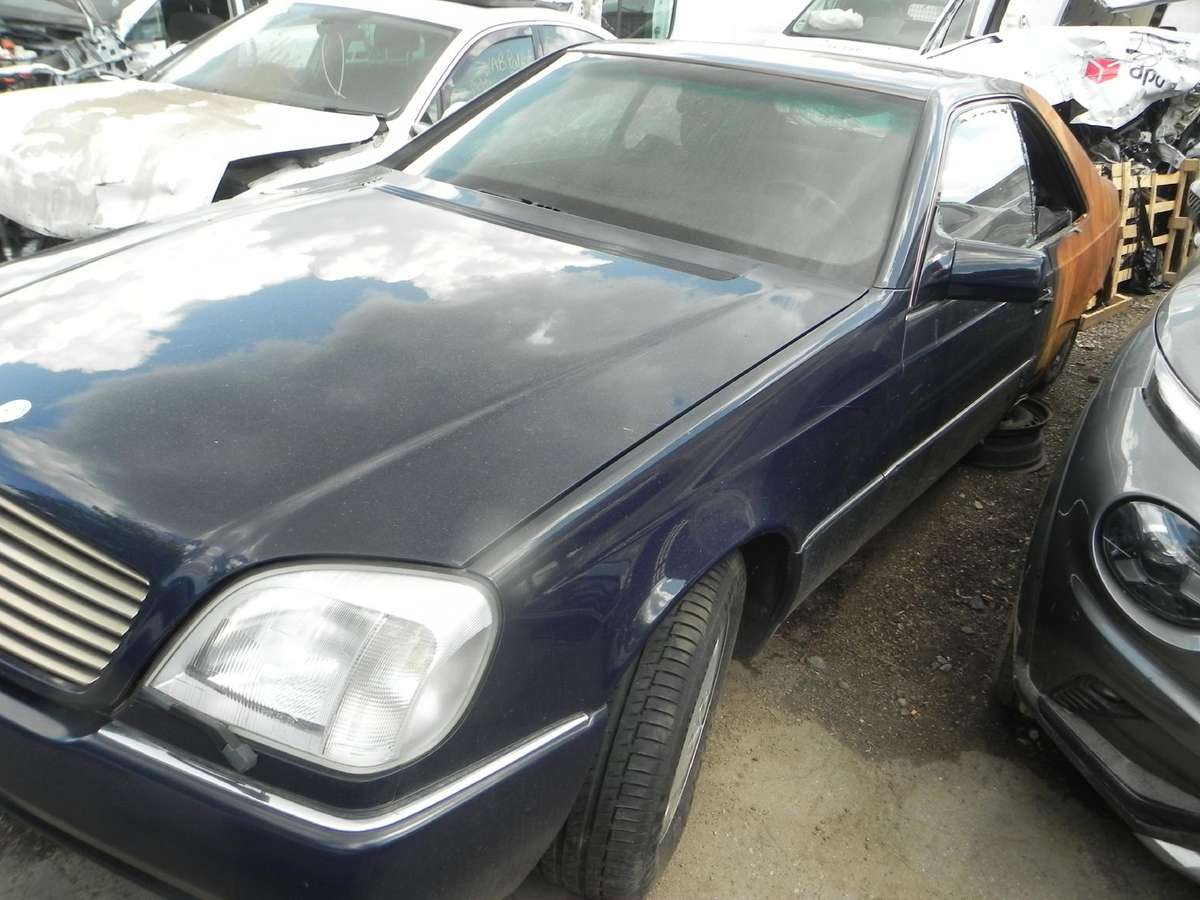 Mercedes-Benz CL600 dalimis