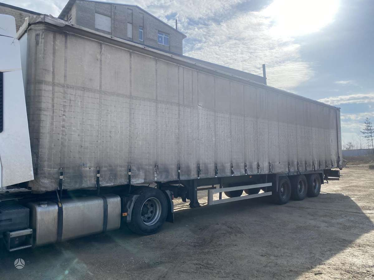 Lecitrailer, curtain / tarpaulin