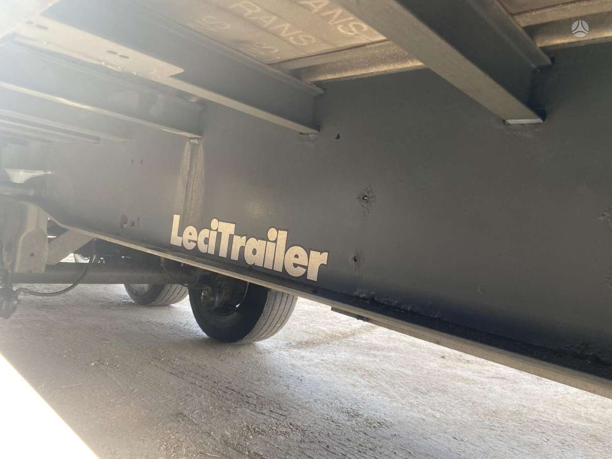 Lecitrailer, curtain / tarpaulin