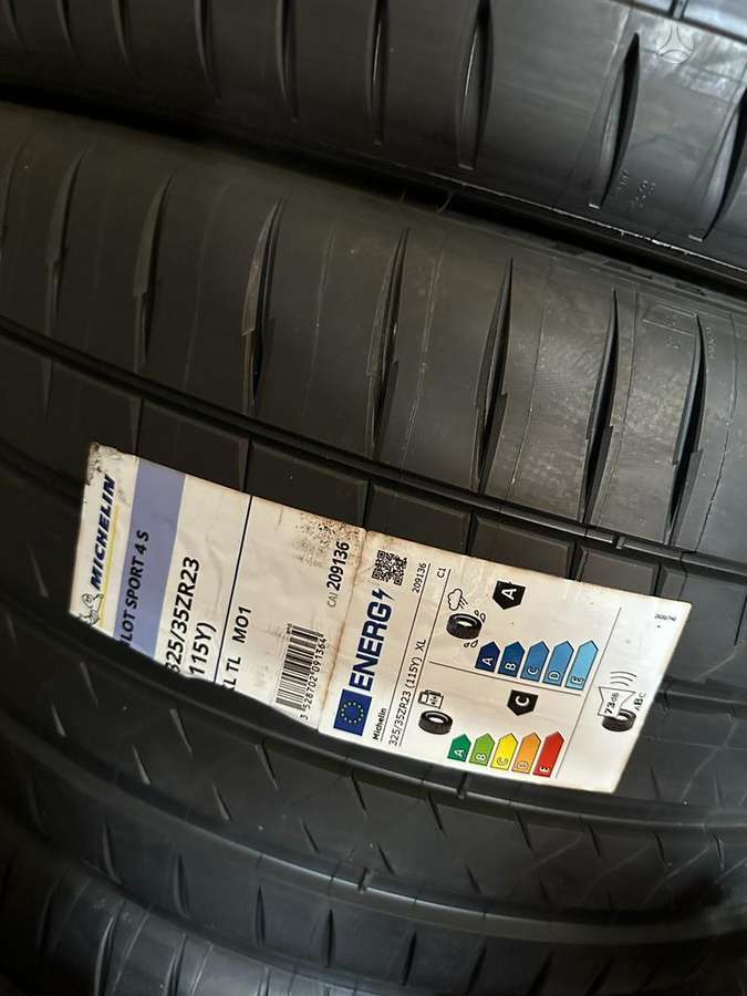 Michelin PILOT SPORT 4S, летние 285/40 R23