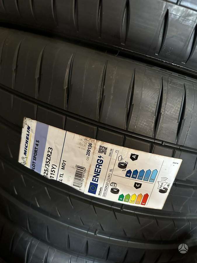 Michelin PILOT SPORT 4S, summer 285/40 R23