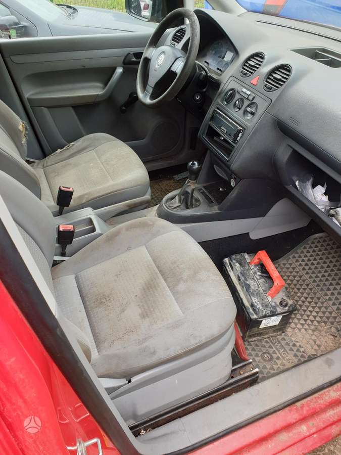 Volkswagen Caddy dalimis