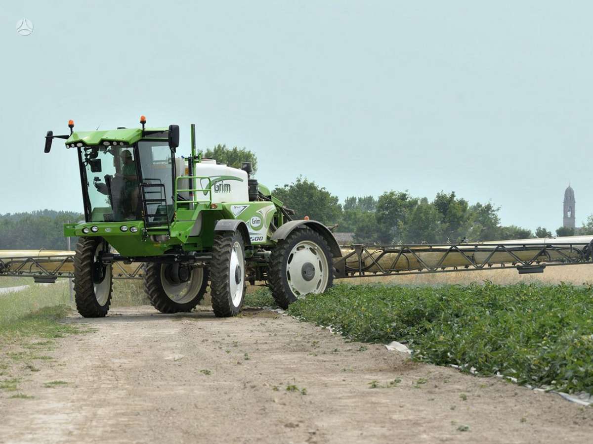 -Kita- Maxi Series 9, self-propelled sprayers