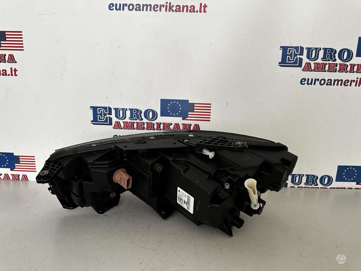 Chrysler Pacifica, 68428558AB / 68428559AC, lights